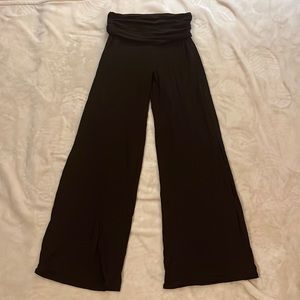 Bebe brown palazzo pants size S